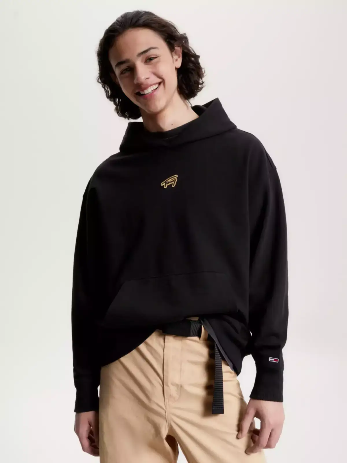 Tommy Hilfiger - Ανδρικό Φούτερ με Κουκούλα Tjm Rlx Signature Hoodie DM0DM17785-BDS Μαύρο