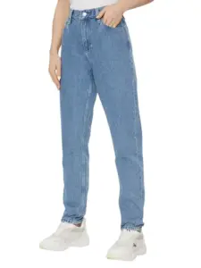 calvin klein Γυναικείο Παντελόνι jean σε mom Εφαρμογή j20j222153 1aa Μπλε