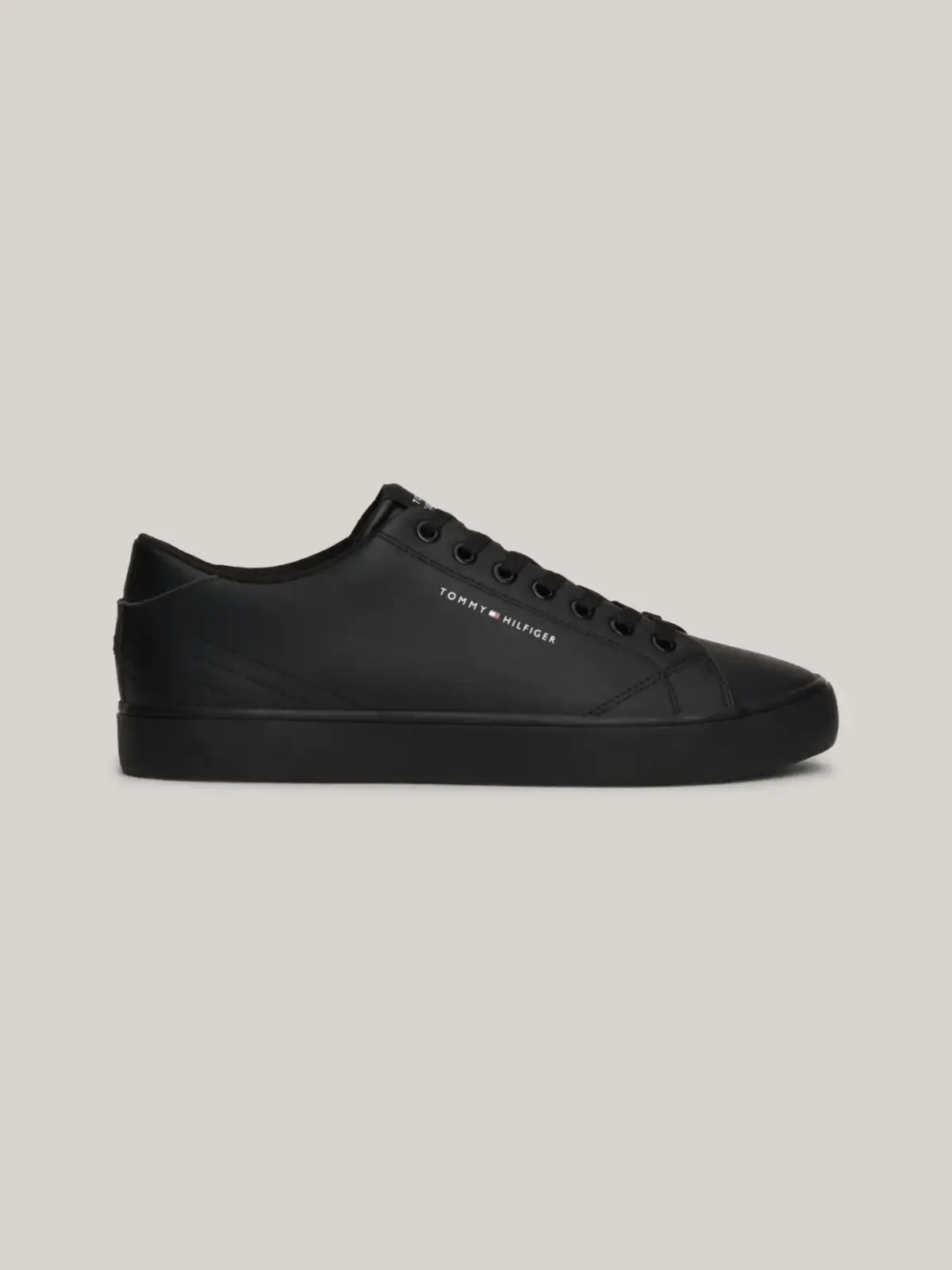 Tommy Hilfiger - Ανδρικά Sneakers Hi Vulc Core Low Leather Essential FM0FM05041-BDS Μαύρο