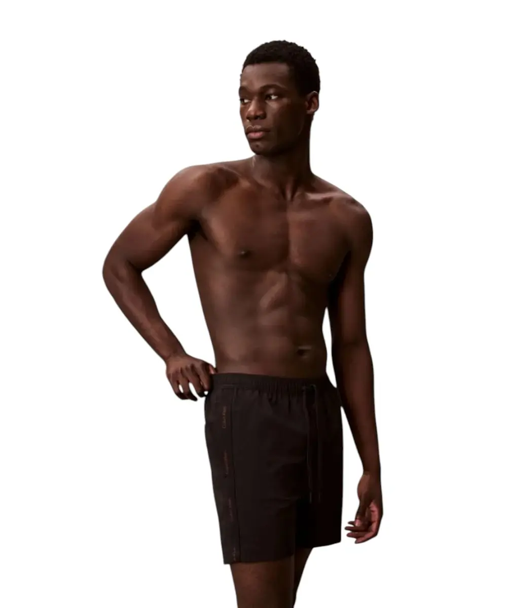 Calvin Klein - Ανδρικό Μαγιό Σορτς Core Solid LV00N61002-UB1 Μαύρο